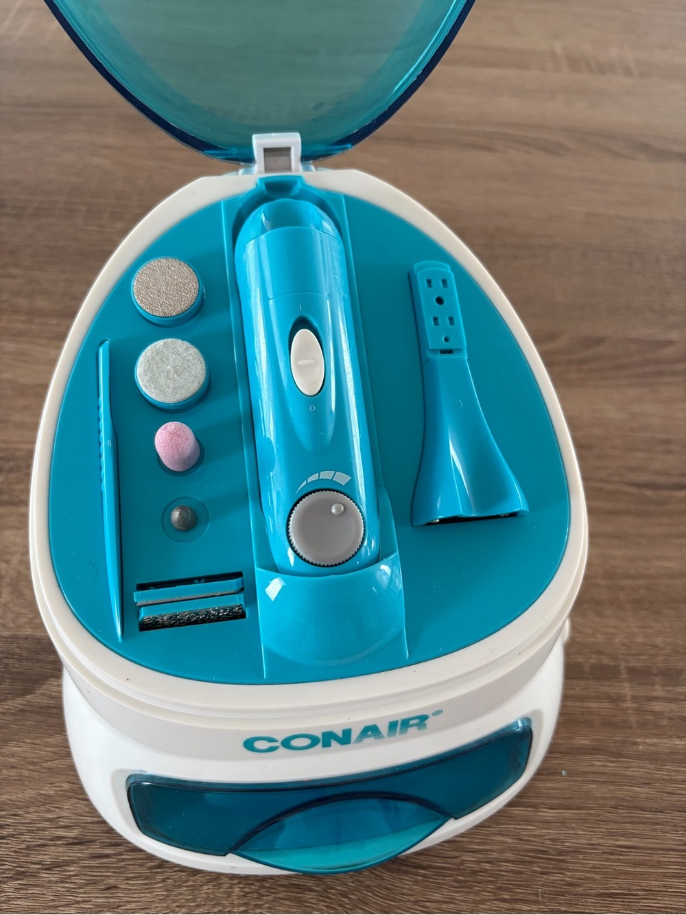 Conair Women’s Turquoise Bath & Body Grooming Kit